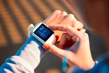Advantages of Using Smart Wearable Devices